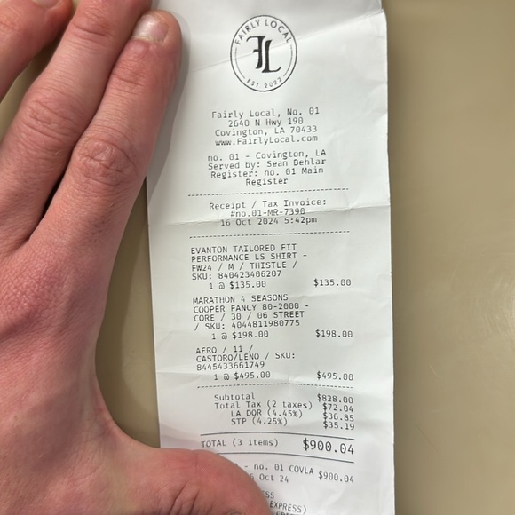 Worn for three hours inside a restaurant - Picture 9 of 9